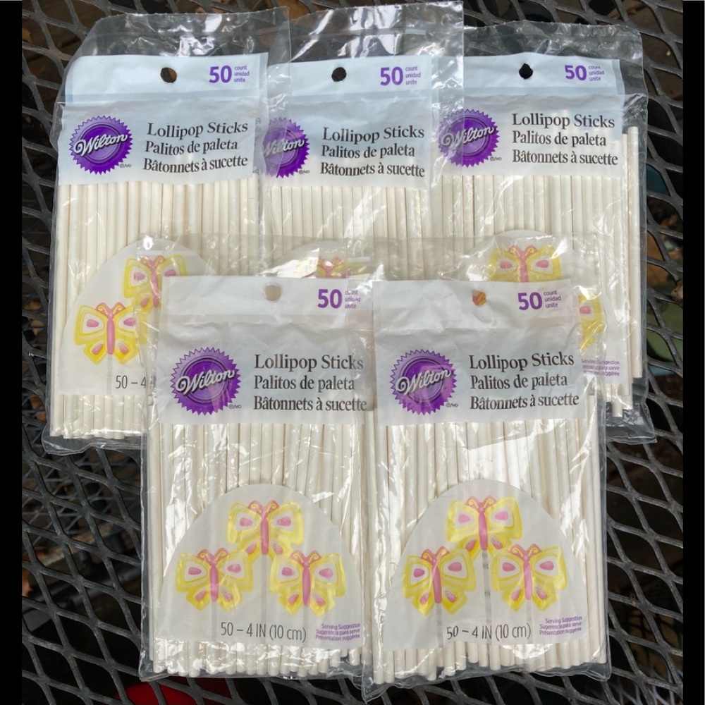 Candy making-5 bags of new lollipop sticks/one snowmen candy mold